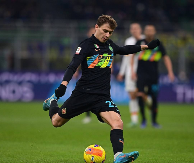 关于意大利杯国际比赛日走向成谜，上海海港迎来里程碑，引发热议，控场能力受关注的信息